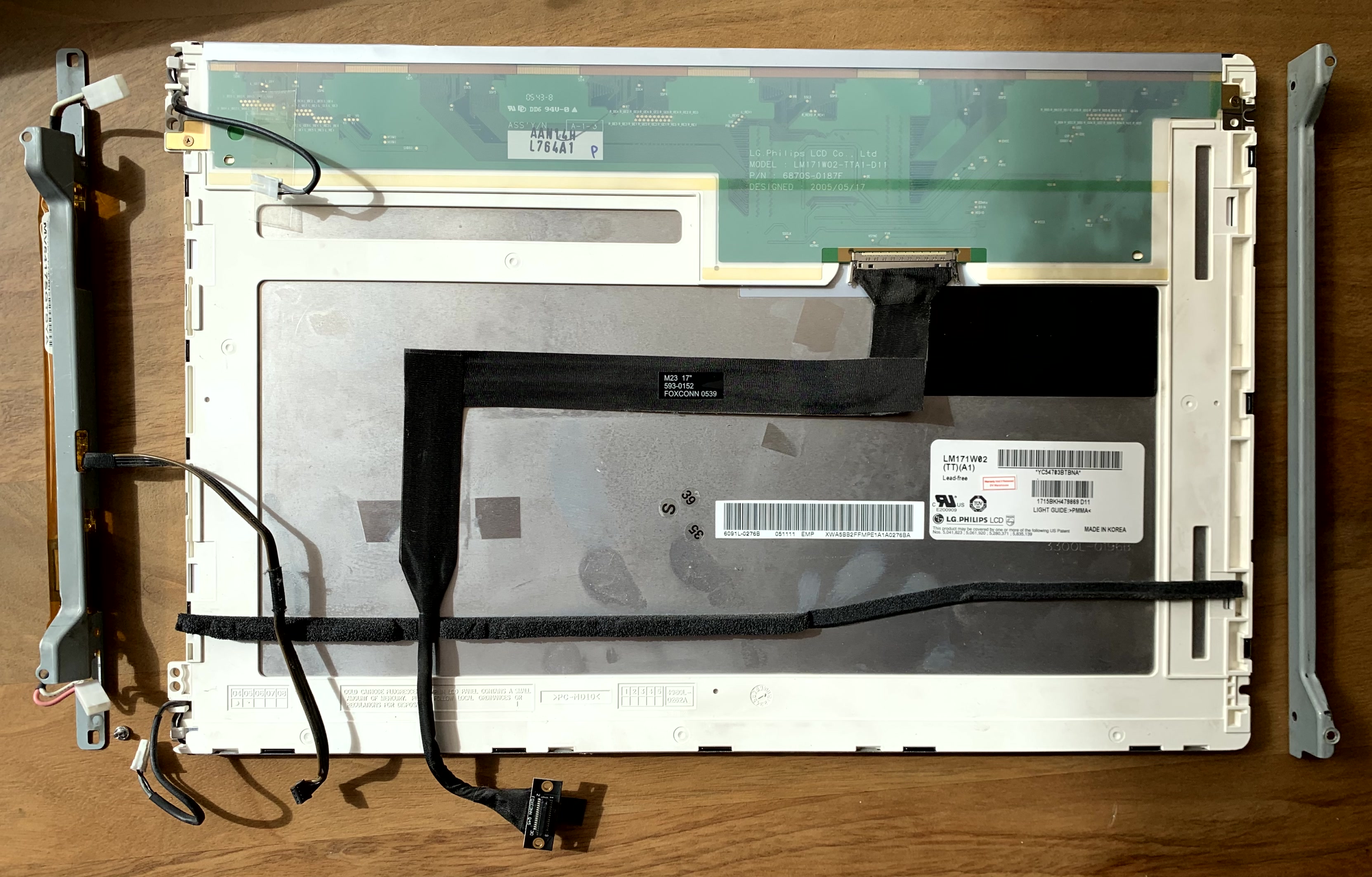 new-screen-before-assembly